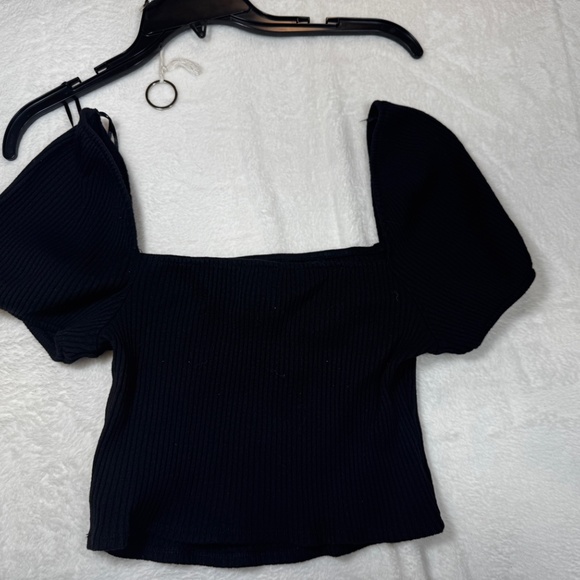 H&M Crop Top Womens Size Medium Black Short Sleeve Y2K Preppy Ribbed Goth - Picture 9 of 9